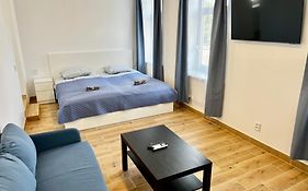 Gedimino 19 Apartments In The Old Town Of Ukmerge